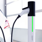 astreea-charger-ACS111-metal-frame-online-stores-2-1